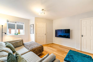 Photo 15- click for photo gallery